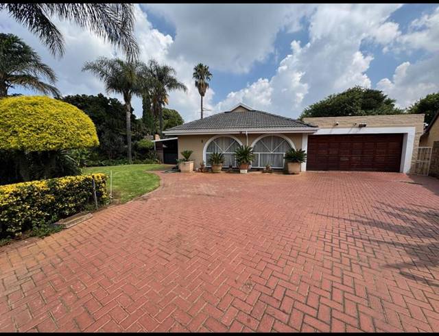 3 BEDROOM HOUSE FOR SALE IN NORKEM PARK